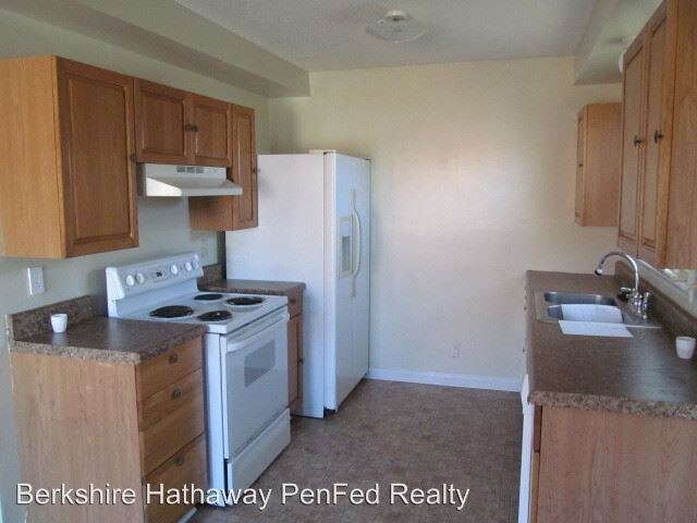 Foto del edificio - 3 br, 1.5 bath House - 3400 Pembroke Rd
