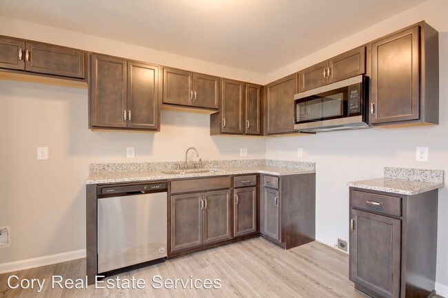 Building Photo - 2501 Rollow Ln