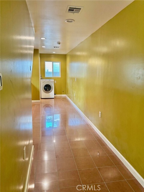 Foto del edificio - 21323 Conradi Ave