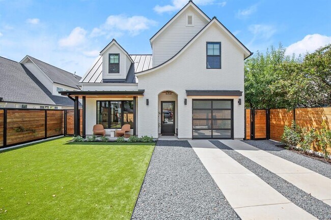 Foto del edificio - 2005 E 8th St