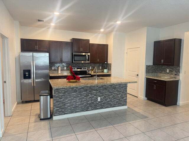 Building Photo - 2468 Timber Forest Dr