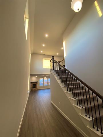 Building Photo - 2410 San Marcos Dr