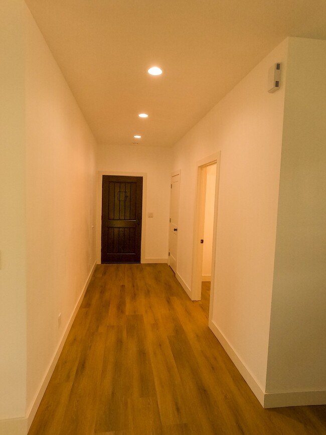 Foto del edificio - 4904 Coke Ave