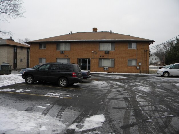 Foto del edificio - 10416 W Hampton Ave