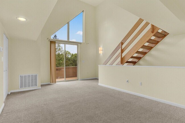 Foto del edificio - Coming Soon -This is a Must See 2 Bedroom ...