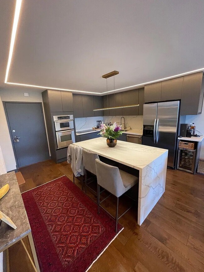 Foto del edificio - 3634 7th Ave