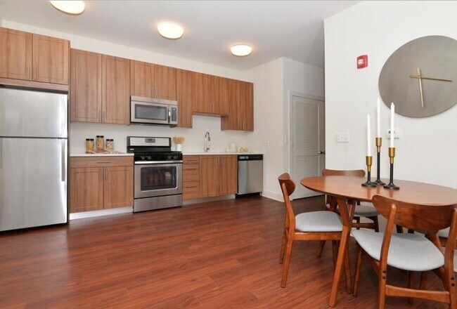 Foto del edificio - 532 Jersey Ave