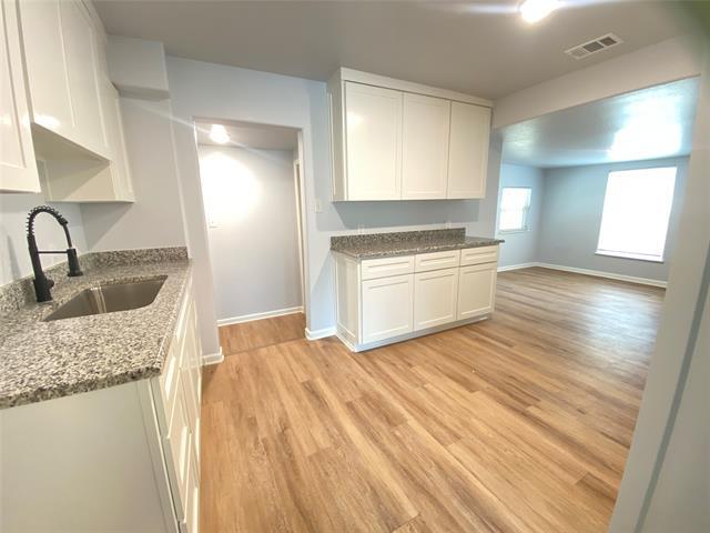 Foto del edificio - 1425 Cameron St