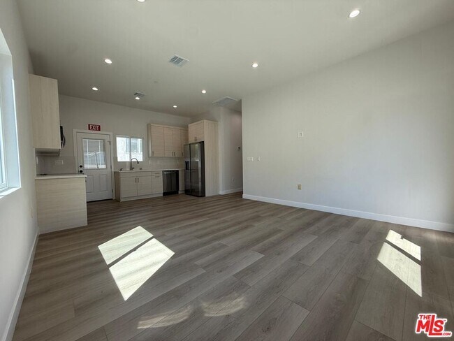 Foto del edificio - 15832 Blackhawk St