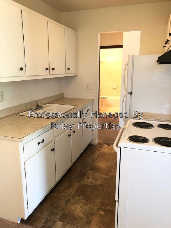 Foto del edificio - 2500 Colfax Ave S