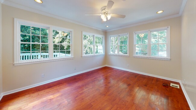 Foto del edificio - 4052 W Johnson Cir