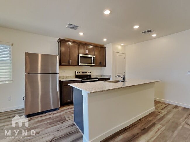 Foto del edificio - 1090 W Virginia Ave