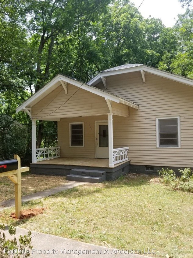 Foto del edificio - 3 br, 1 bath House - 124 Brown Street