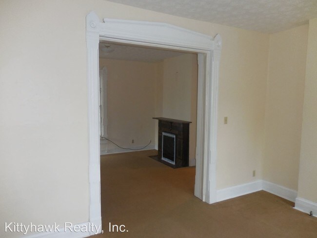 Foto del edificio - 1622 E 5th St