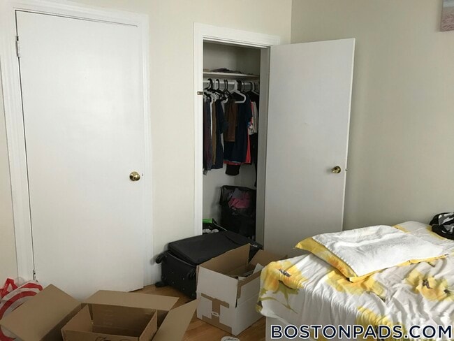 Building Photo - 1283 Commonwealth Ave