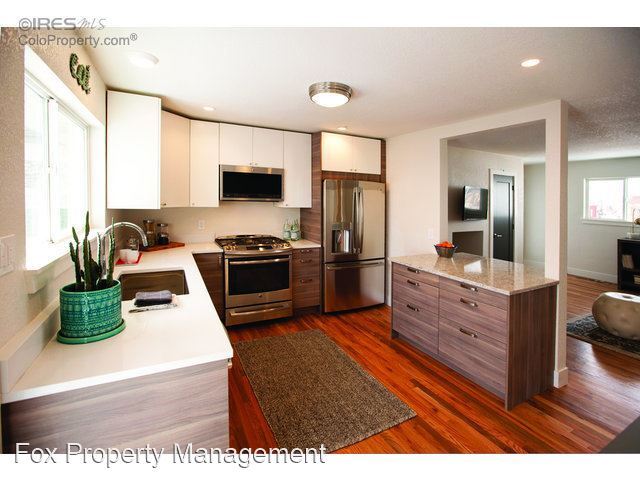 Building Photo - 4 br, 2 bath House - 1552 Oak Avenue