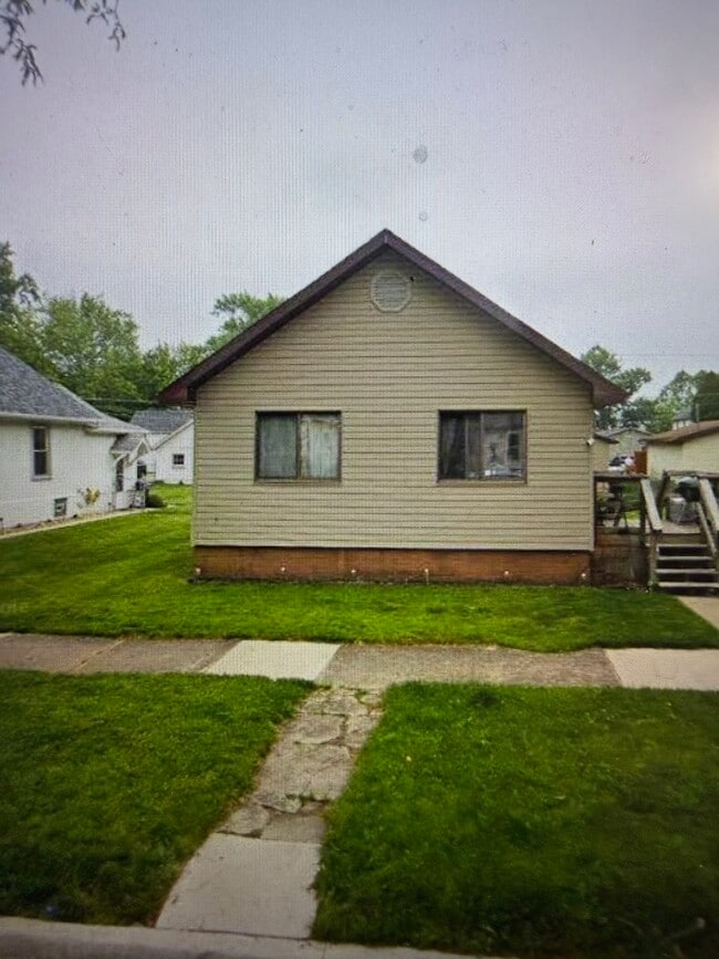 Building Photo - 372 N Wabash Ave