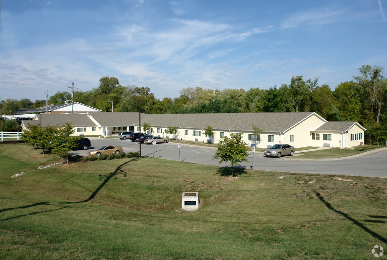 Primary Photo - Hagy Commons