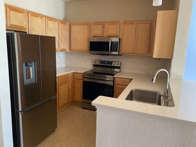 Foto del edificio - 4110 S Lake Dr