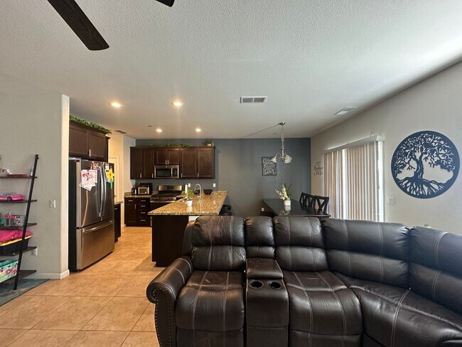 Foto del edificio - 1453 Rosy Dawn Ln