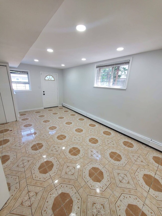 Foto del edificio - 10-20 Bay 32 St