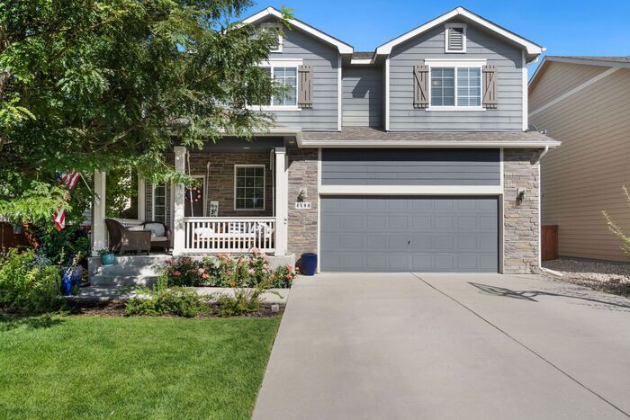 Primary Photo - Stunning 5 Bed 3.5 Bath Home!