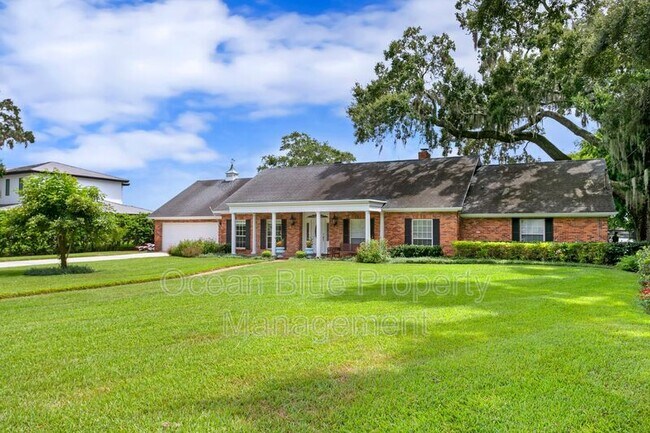 Foto del edificio - 10104 White Trout Ln