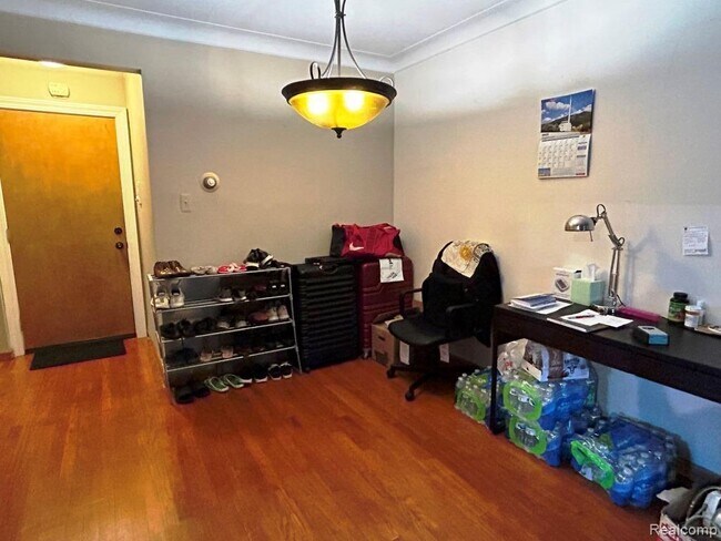 Building Photo - 21421 Sloan Dr