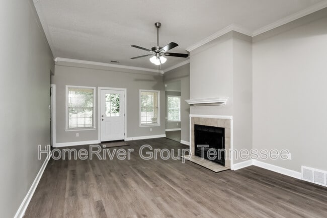 Building Photo - 6611 Nelson Way Dr