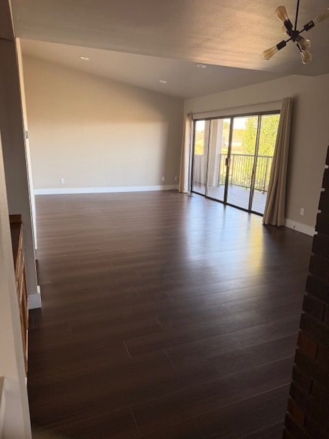 Foto principal - 522 Riverside Terrace