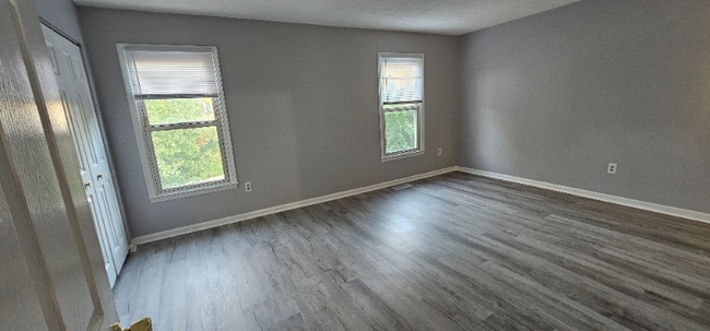Building Photo - 19116 Kinglet Pl