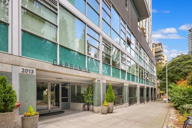 Building Photo - 1 bedroom in Seattle WA 98121