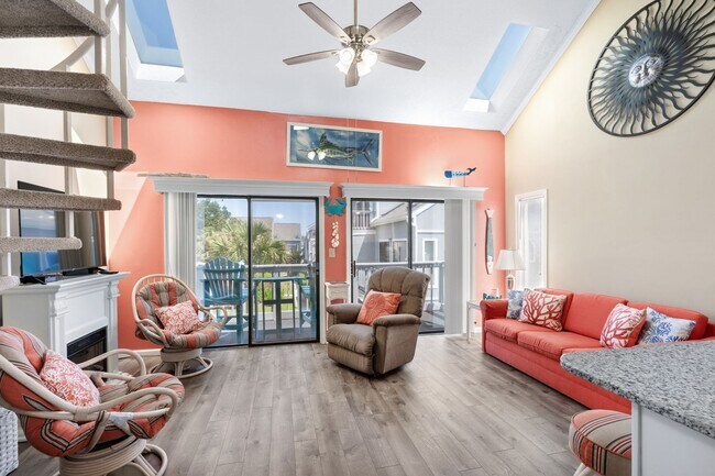 Building Photo - Fully Furnished W/ All Utilities Included! Seasonal Rental available 11/30/25-3/31/26