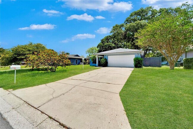 Foto del edificio - 2552 Bramblewood Dr W