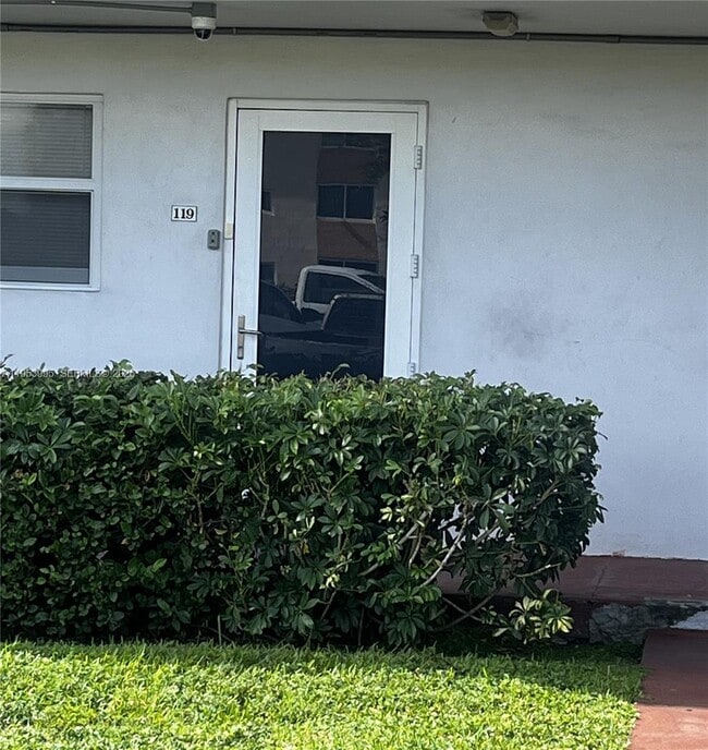 Foto del edificio - 5985 Del Lago Cir