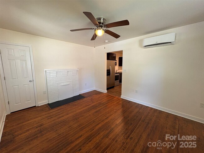 Foto del edificio - 2827 Morson St