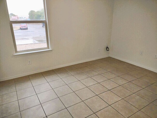 Building Photo - 9488 Landry McKee Ln