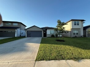 Building Photo - 28918 Yulee Mill Dr