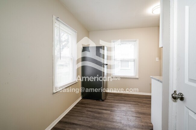 Foto del edificio - 2910 Frederickson St