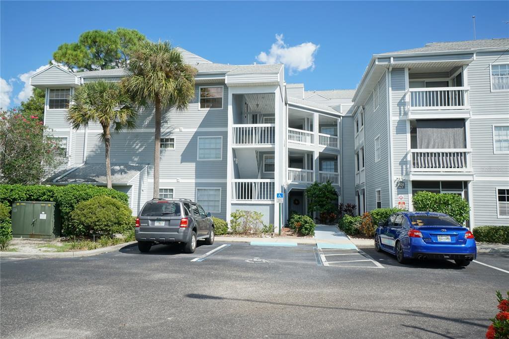 6924 Stonesthrow Cir N Unit 8102, Saint Petersburg, FL 33710 Condo