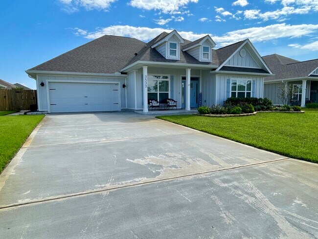 Building Photo - 3533 Sailfish Dr