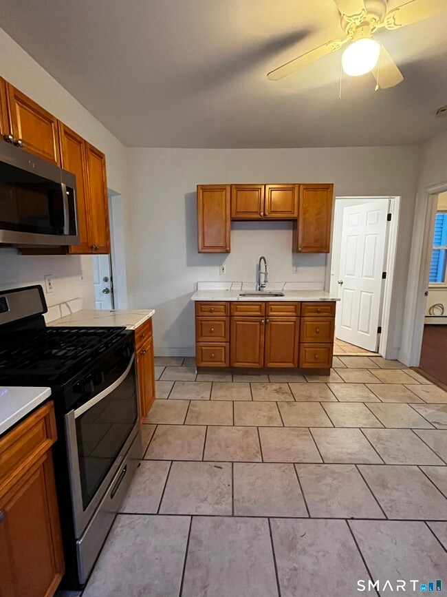 Building Photo - 109-111-111 Park Terrace