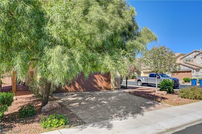 Building Photo - 7355 Brisbane Hills St