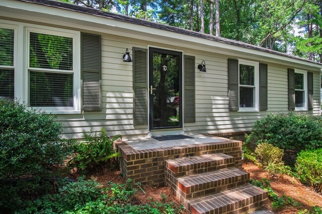 Building Photo - 5933 Crepe Myrtle Ct