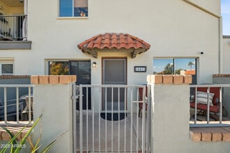 Building Photo - 14413 N Boxwood Ln