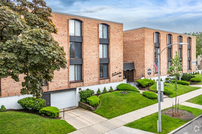 Foto del edificio - Candlelite Apartments