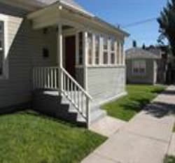 Primary Photo - 247 Marsh Ave