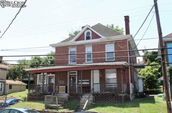 Building Photo - 420-422-422 Pennsylvania Ave