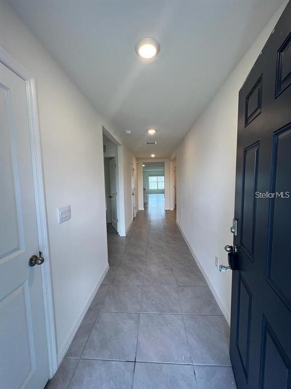 Building Photo - 5015 SW 88th Pl