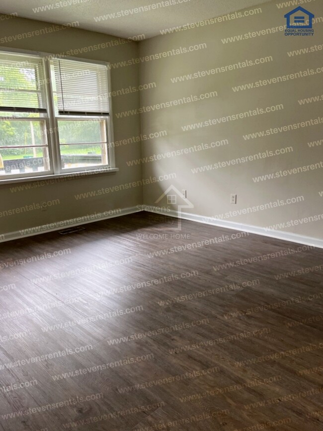 Building Photo - Your Slice of Sweet Home